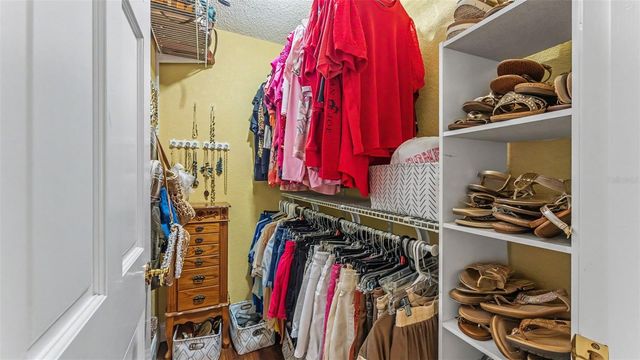 121 SHADOW LANE, Lakeland, FL 33813