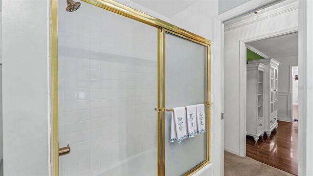121 SHADOW LANE, Lakeland, FL 33813