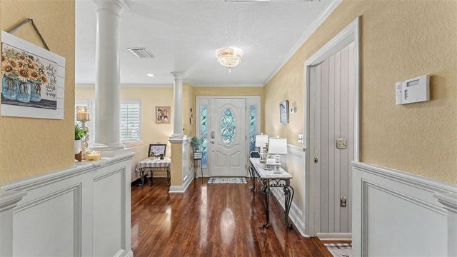 121 SHADOW LANE, Lakeland, FL 33813