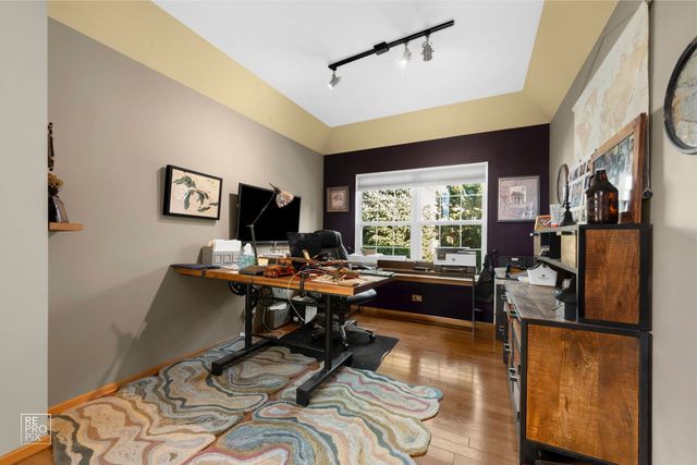 29 Bay Drive, Itasca, IL 60143