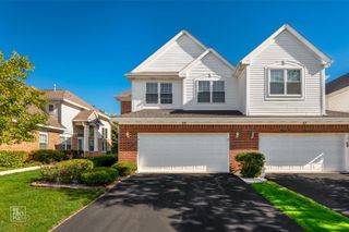 29 Bay Drive, Itasca, IL 60143