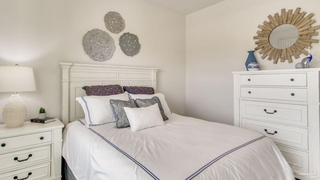 8700 Bluebell St, Milton, FL 32583