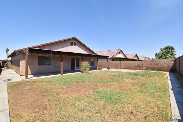 1705 S 45 Dr, Yuma, AZ 85364