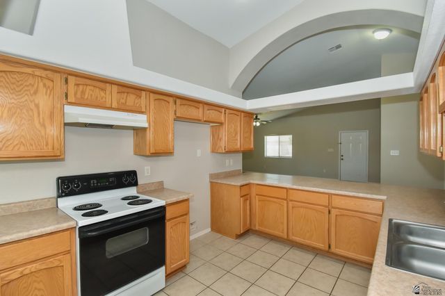 1705 S 45 Dr, Yuma, AZ 85364