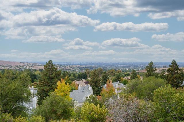 8356 Charbono Court, San Jose, CA 95135