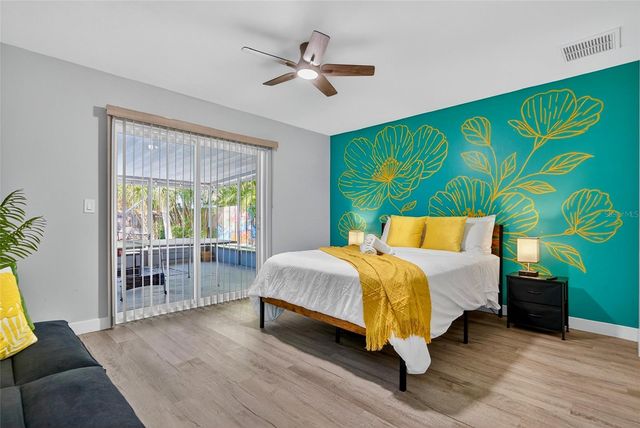 3044 GOLDEN RAIN DRIVE, Sarasota, FL 34232