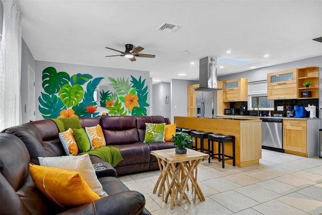 3044 GOLDEN RAIN DRIVE, Sarasota, FL 34232