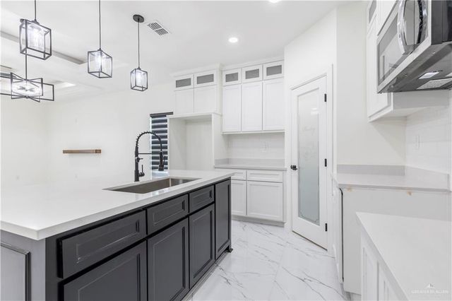 4166 Mansion Street, Edinburg, TX 78542