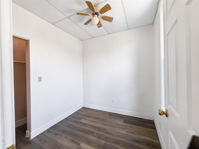 9046 S Brandon Avenue 3, Chicago, IL 60617