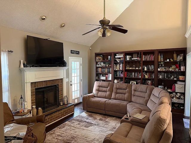 107 Braxton Ln, W, Hendersonville, TN 37075