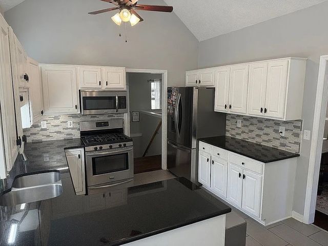 107 Braxton Ln, W, Hendersonville, TN 37075