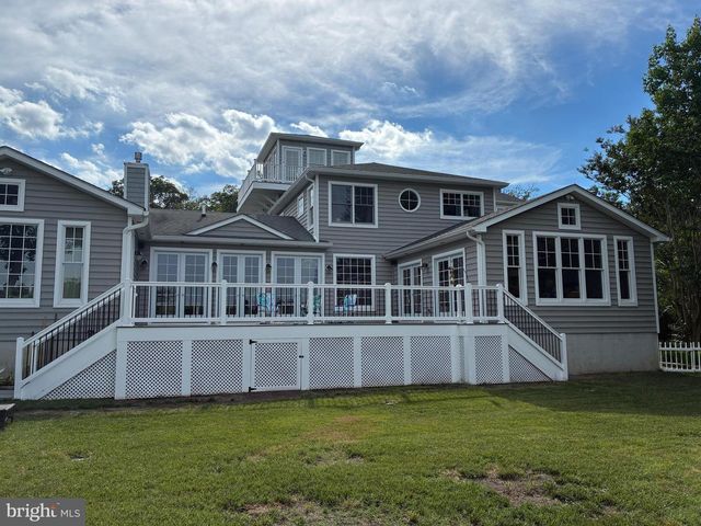 10316 PLANTATION LN, Berlin, MD 21811