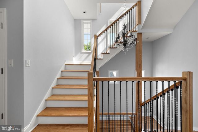 10316 PLANTATION LN, Berlin, MD 21811