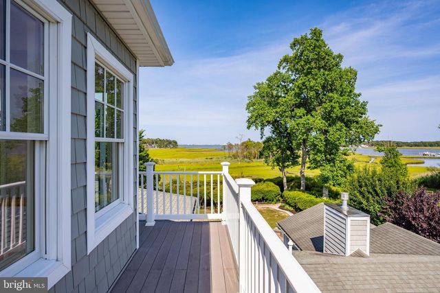 10316 PLANTATION LN, Berlin, MD 21811
