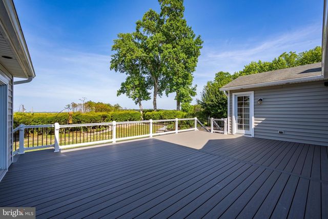 10316 PLANTATION LN, Berlin, MD 21811
