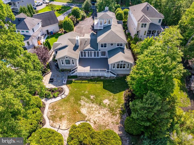 10316 PLANTATION LN, Berlin, MD 21811