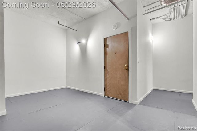 6533 E Jefferson Avenue 229T, Detroit, MI 48207
