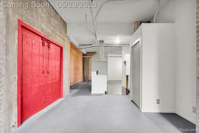 6533 E Jefferson Avenue 229T, Detroit, MI 48207