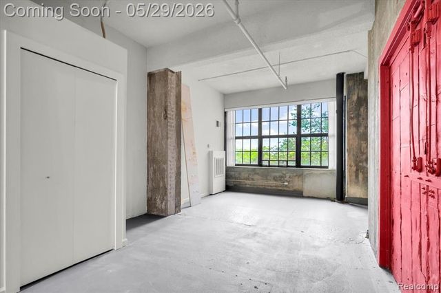 6533 E Jefferson Avenue 229T, Detroit, MI 48207