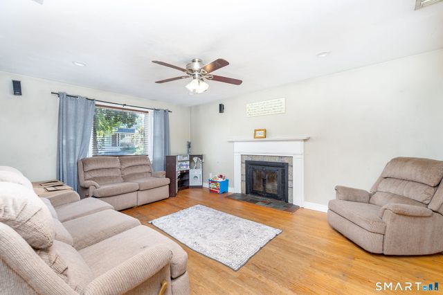 30 Hemlock Street, Bristol, CT 06010