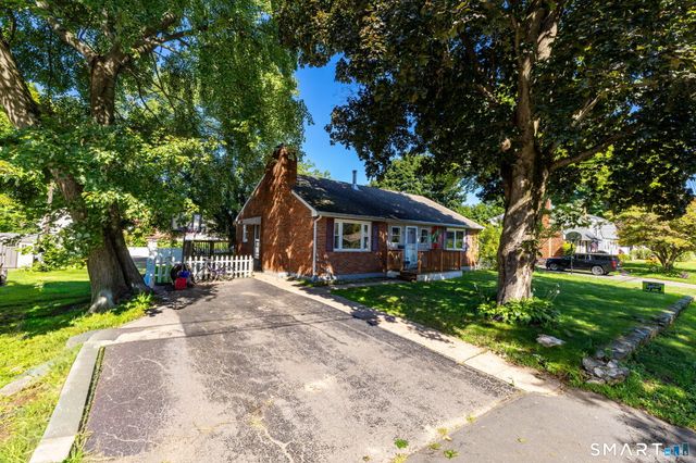 30 Hemlock Street, Bristol, CT 06010