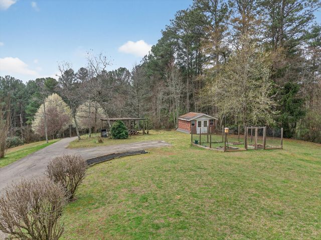 365 Cherokee Trail, Copperhill, TN 37317