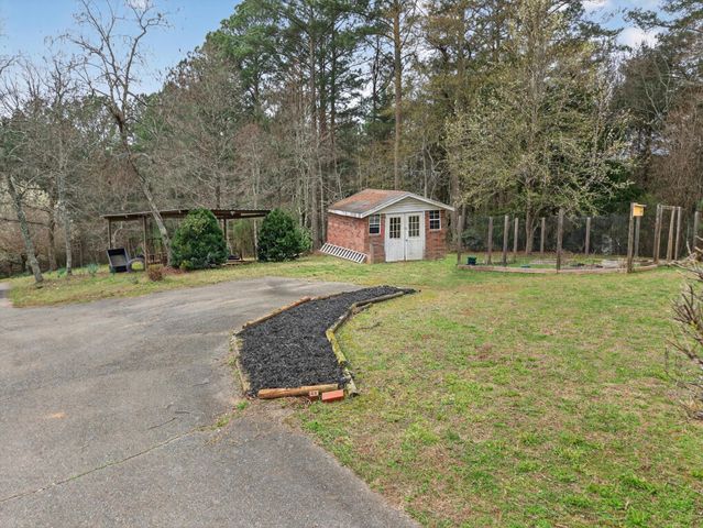 365 Cherokee Trail, Copperhill, TN 37317