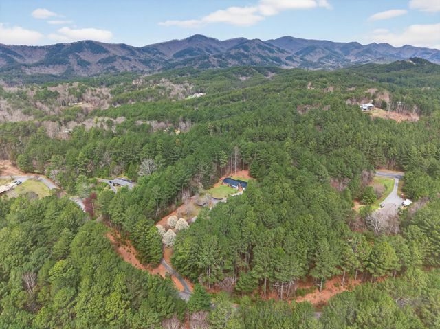 365 Cherokee Trail, Copperhill, TN 37317
