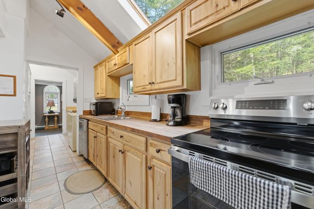 12 Snyder Road, Lake George, NY 12845