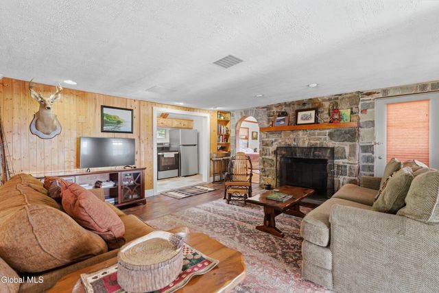 12 Snyder Road, Lake George, NY 12845
