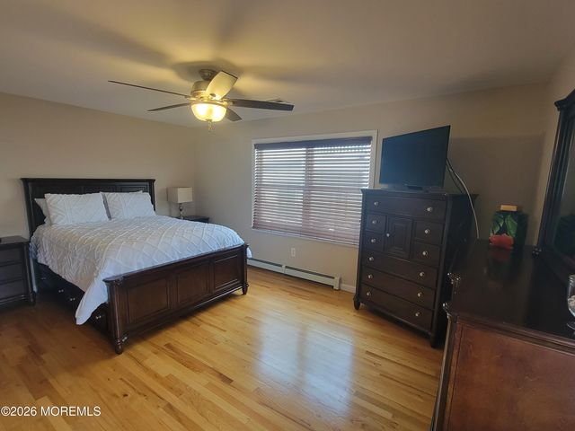 10 3rd Avenue B, Ortley Beach, NJ 08751