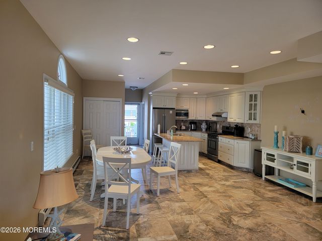 10 3rd Avenue B, Ortley Beach, NJ 08751