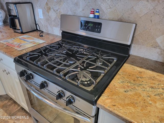 10 3rd Avenue B, Ortley Beach, NJ 08751