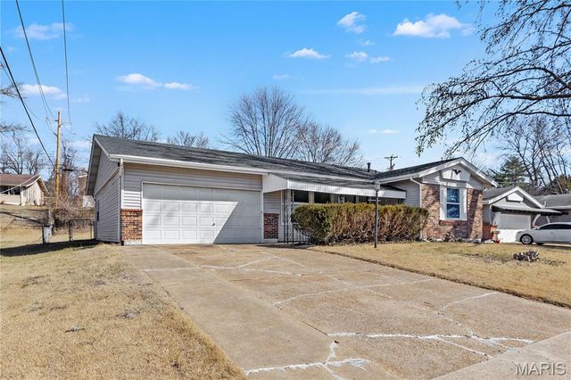 11790 New Halls Ferry Road, Florissant, MO 63033