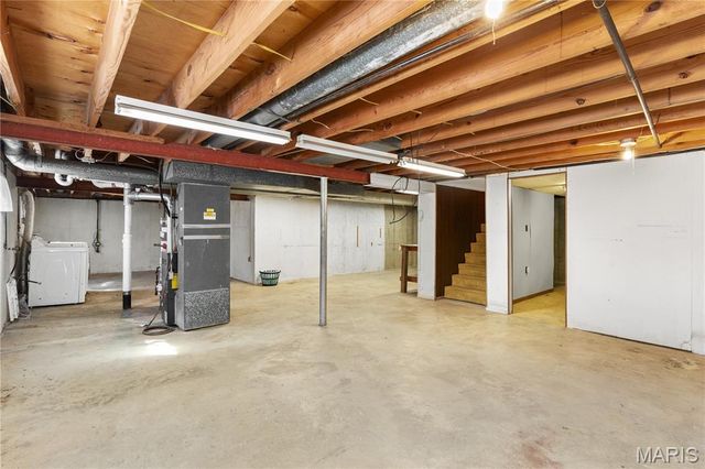 11790 New Halls Ferry Road, Florissant, MO 63033