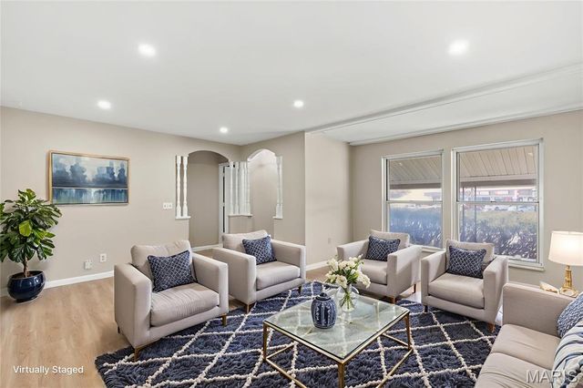 11790 New Halls Ferry Road, Florissant, MO 63033