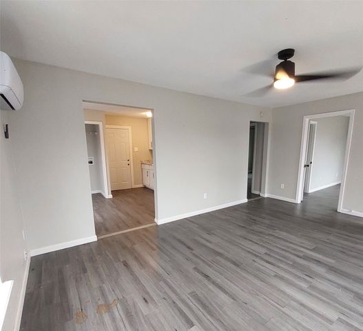 403 E Sears Street, Denison, TX 75021