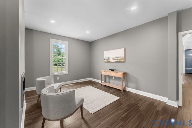 10905 Chalkley Rd, Chester, VA 23831