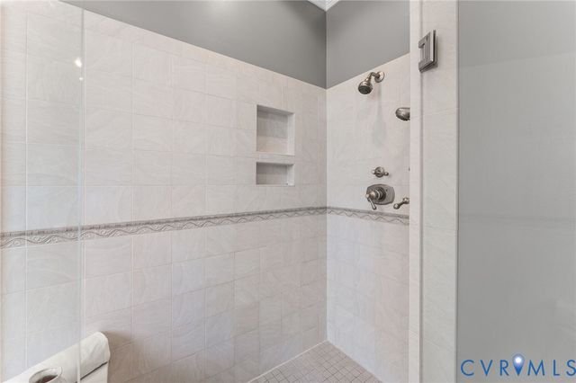 10905 Chalkley Rd, Chester, VA 23831