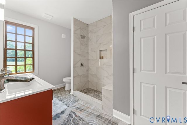 10905 Chalkley Rd, Chester, VA 23831