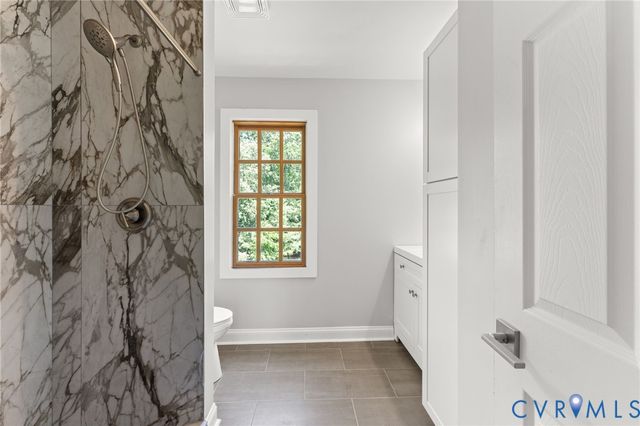 10905 Chalkley Rd, Chester, VA 23831