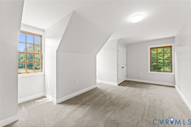 10905 Chalkley Rd, Chester, VA 23831
