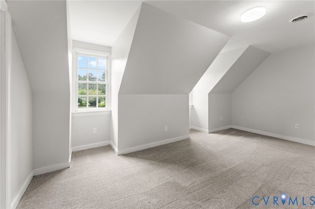 10905 Chalkley Rd, Chester, VA 23831
