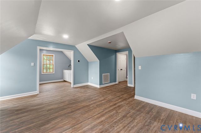 10905 Chalkley Rd, Chester, VA 23831