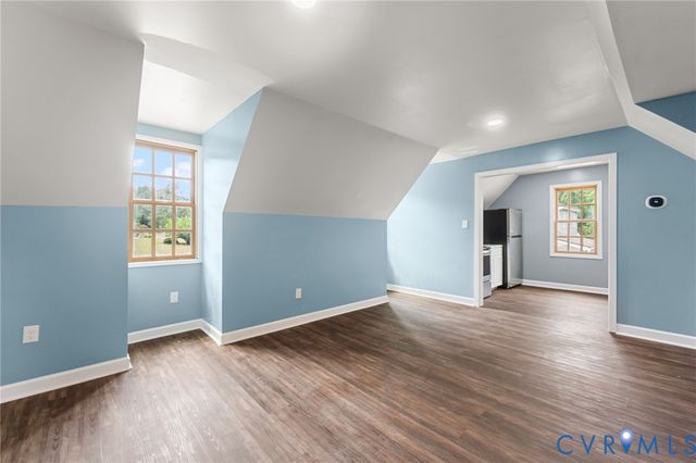 10905 Chalkley Rd, Chester, VA 23831