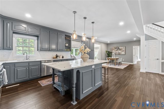10905 Chalkley Rd, Chester, VA 23831