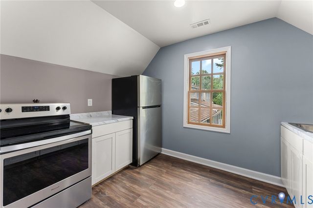10905 Chalkley Rd, Chester, VA 23831