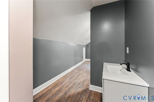 10905 Chalkley Rd, Chester, VA 23831