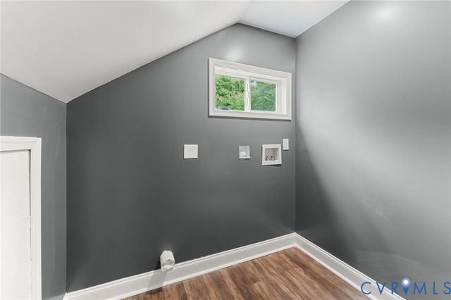 10905 Chalkley Rd, Chester, VA 23831