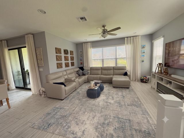 8798 Antarus Drive, Lake Worth, FL 33467